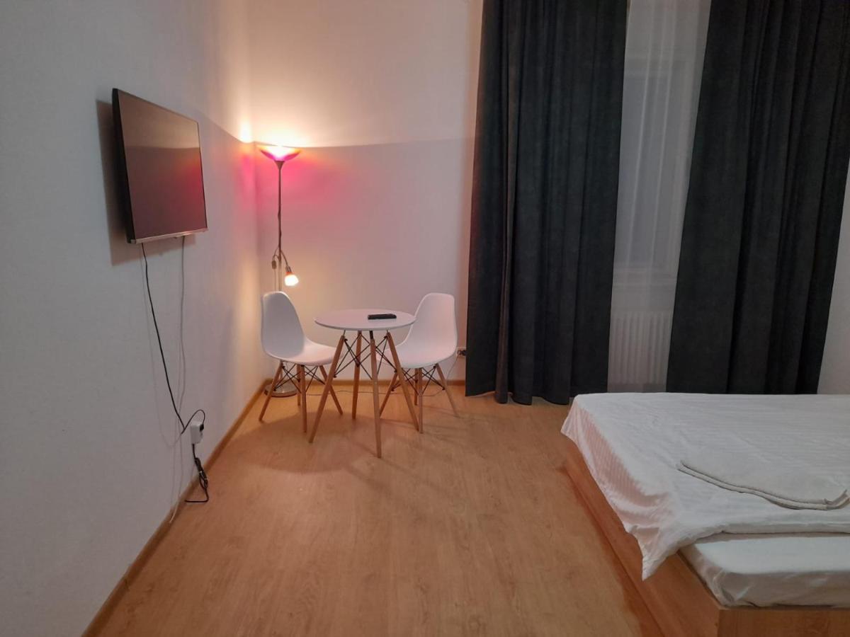 Piata Unirii- 1 Room Studio Apartment Timişoara Exterior foto